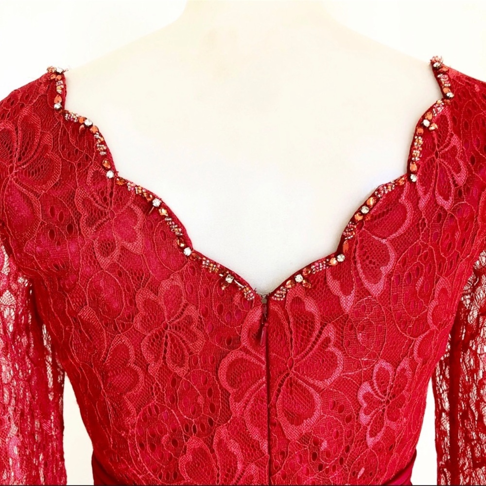 Elegant Red Long Sleeve Lace Dress - Picture 7 of 11